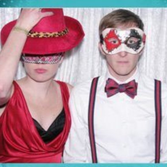 Meet your Posher, Tim & Kait - Picture 2 of 4